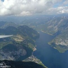 Flugwegposition um 12:12:35: Aufgenommen in der Nähe von Gemeinde Hallstatt, Hallstatt, Österreich in 2482 Meter